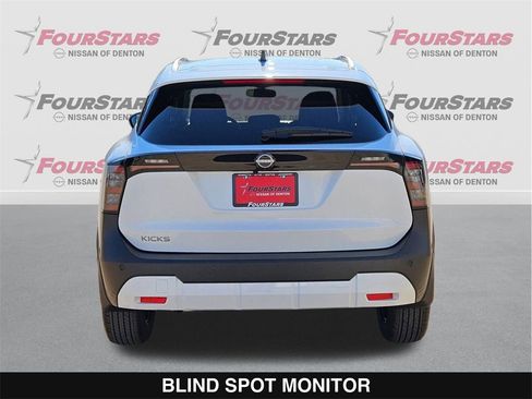 New 2026 Nissan Kicks SV image 5