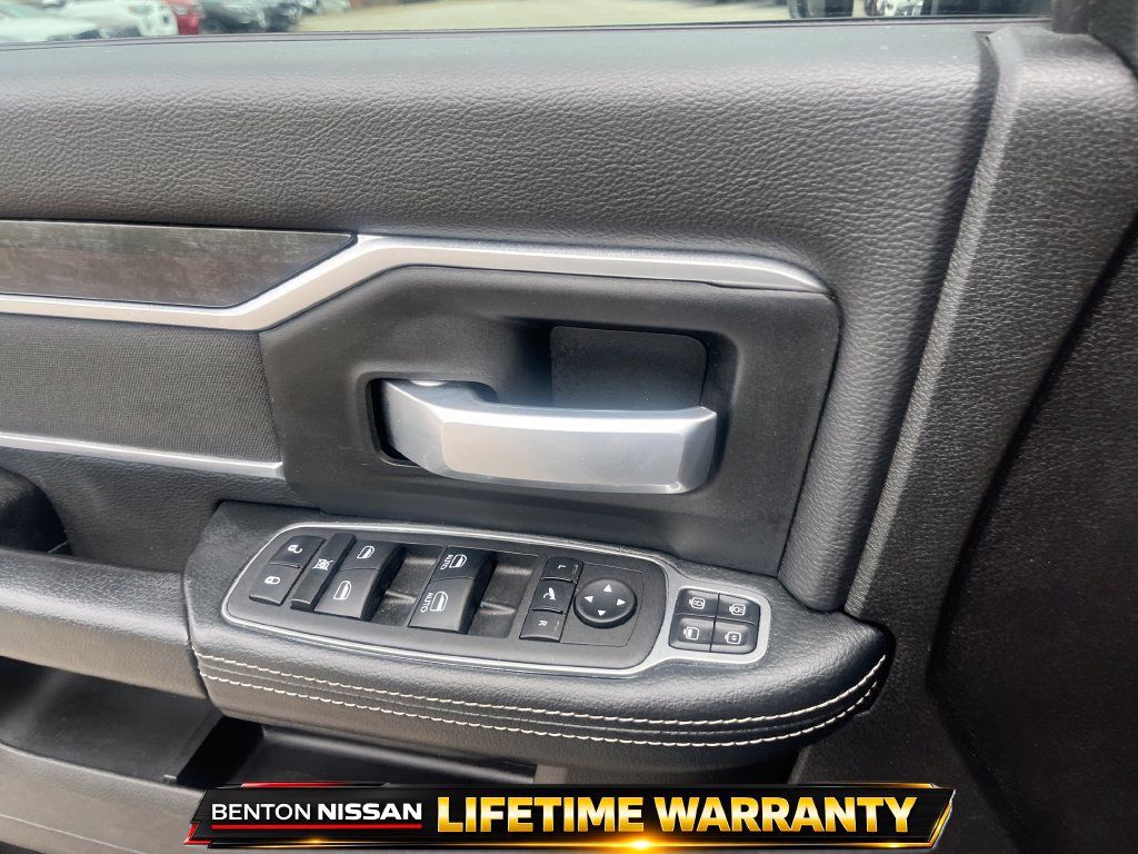 Used 2024 RAM 2500 Big Horn w/ Sport Appearance Package AWD/4WD image 14