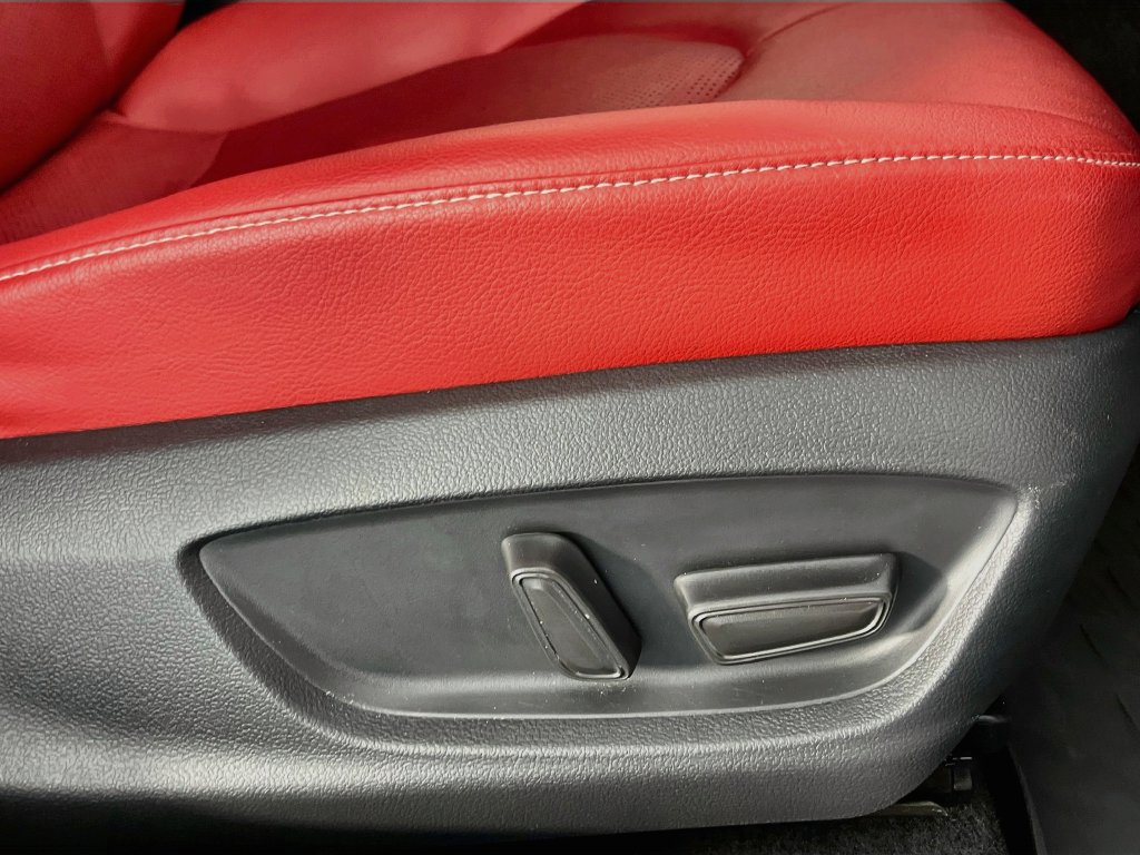 Used 2022 Toyota Camry XSE FWD image 32