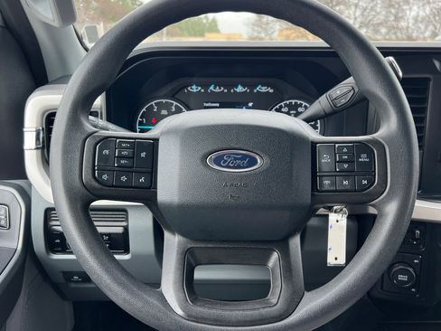 Certified 2024 Ford F350 XLT image 22