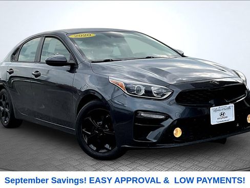 Used 2020 Kia Forte LXS FWD image 2