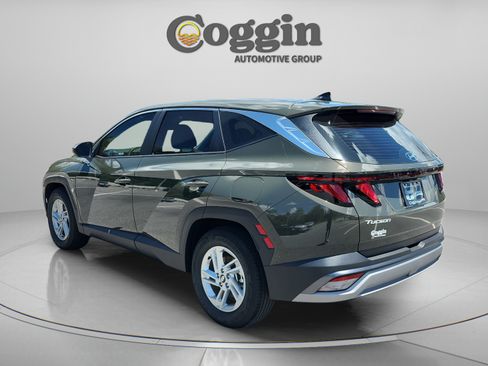 Certified 2026 Hyundai Tucson SE FWD image 3