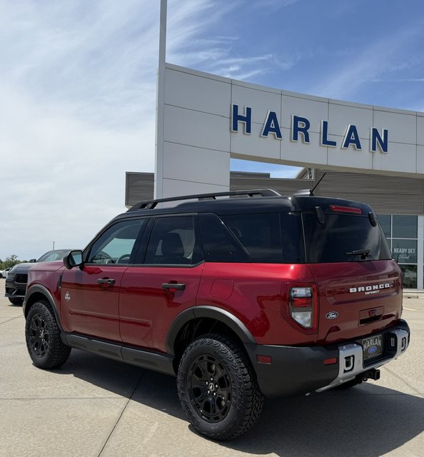 New 2026 Ford Bronco Sport Outer Banks w/ Sasquatch Outer Banks Package AWD/4WD image 3