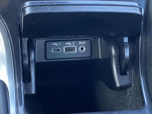 Used 2022 Nissan Maxima SR w/ Sport Mat Group image 30