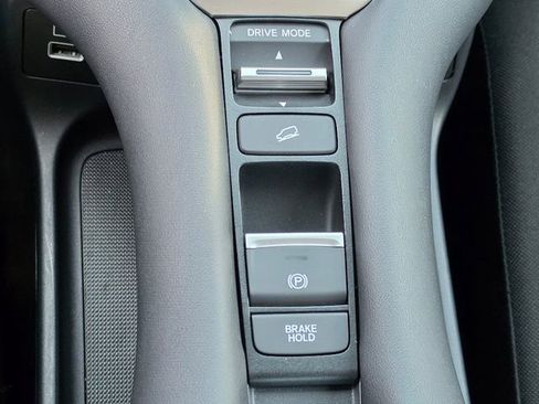 Used 2023 Honda HR-V Sport image 26