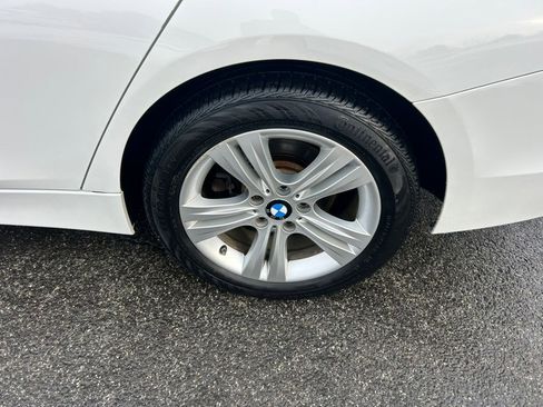 Used 2017 BMW 330i xDrive 330i xDrive Sedan South Africa image 12