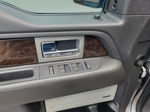 Used 2013 Ford F150 Platinum AWD/4WD image 15