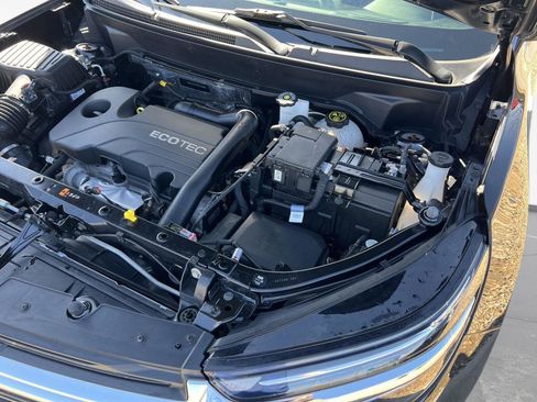 Used 2022 Chevrolet Equinox LT image 39