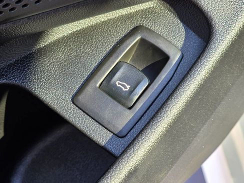 Used 2020 BMW 330i Sedan w/ Convenience Package image 30