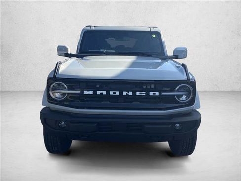 New 2026 Ford Bronco Outer Banks AWD/4WD image 4