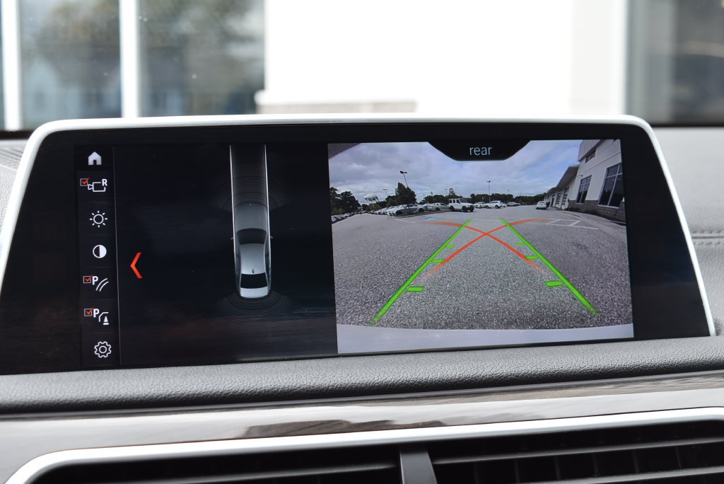 Used 2019 BMW 740i xDrive AWD/4WD image 15