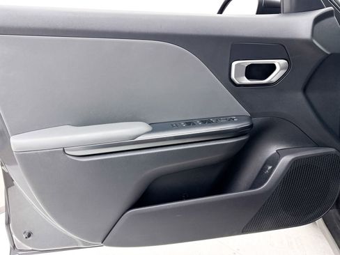 Certified 2025 Kia K4 FWD image 27