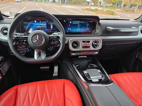Used 2025 Mercedes-Benz G 63 AMG 4MATIC image 29