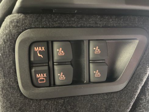 Used 2026 BMW X7 xDrive40i image 20