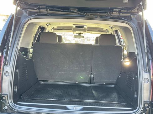 Used 2020 Chevrolet Tahoe LS image 14