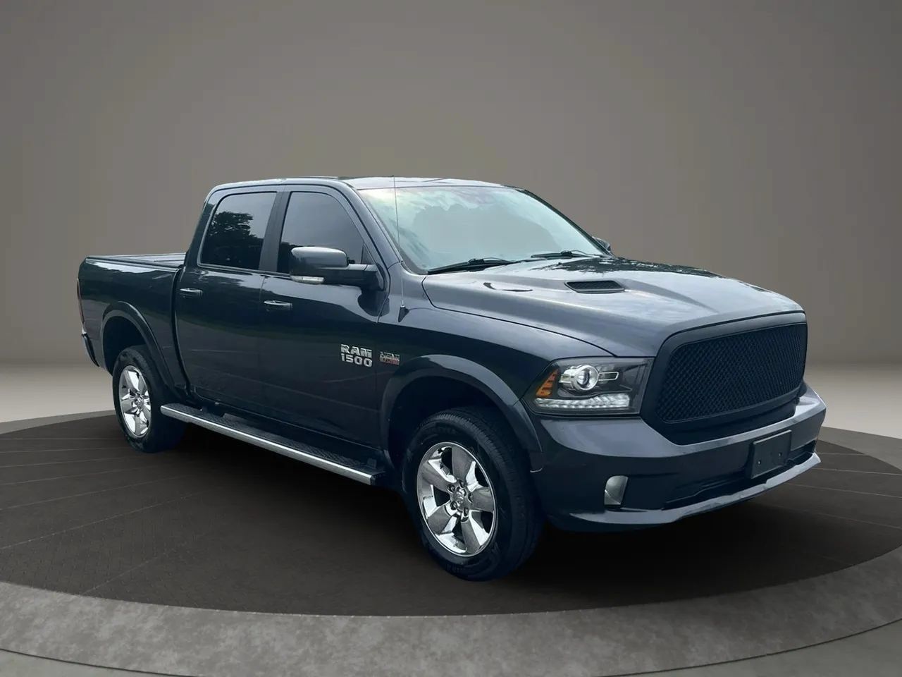 Used 2017 RAM 1500 Sport w/ Convenience Group AWD/4WD image 8