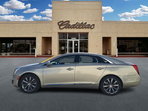 Used 2014 Cadillac XTS image 6