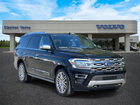 Used 2023 Ford Expedition Platinum image 1