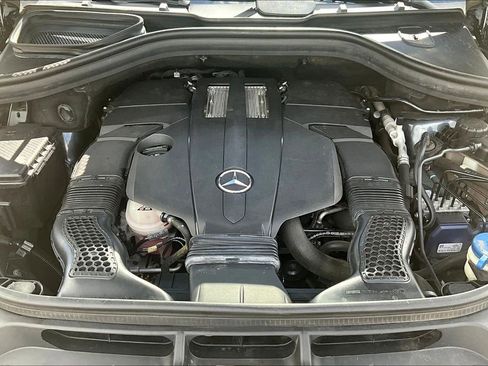 Used 2015 Mercedes-Benz ML 400 4MATIC image 30