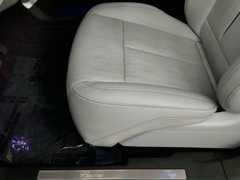 Used 2024 Cadillac Lyriq Sport AWD/4WD image 51