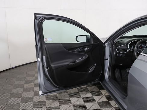 Used 2023 Chevrolet Malibu LT image 16