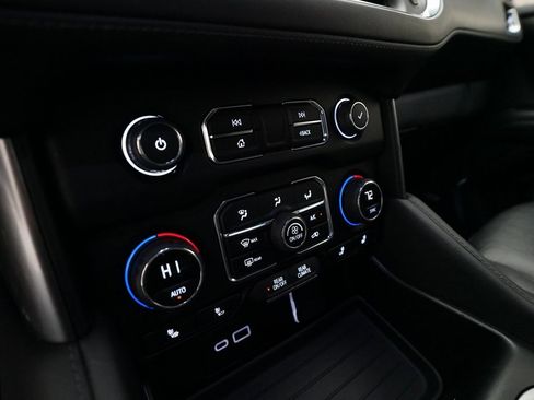 Used 2024 Chevrolet Tahoe LT image 22