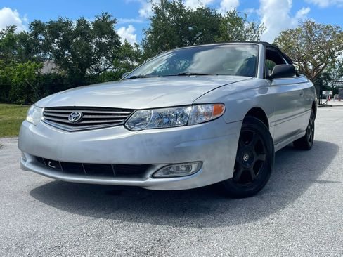 Used 2003 Toyota Solara SLE FWD image 2