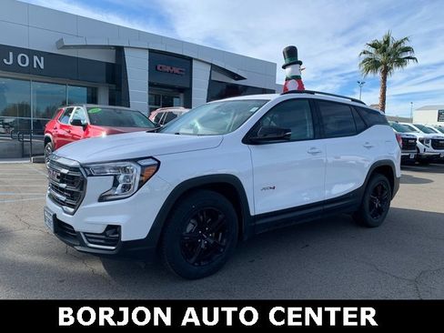 Used 2022 GMC Terrain AT4 image 1
