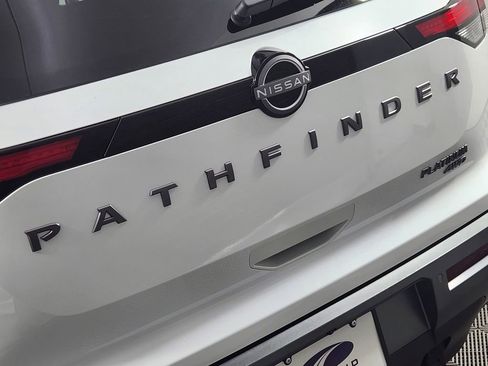 New 2026 Nissan Pathfinder Platinum w/ Cargo Package AWD/4WD image 7
