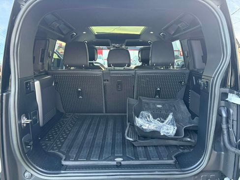 Used 2023 Land Rover Defender 110 Carpathian Edition image 22