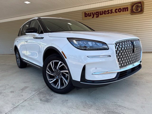 Used 2023 Lincoln Corsair AWD w/ Equipment Group 101A image 2