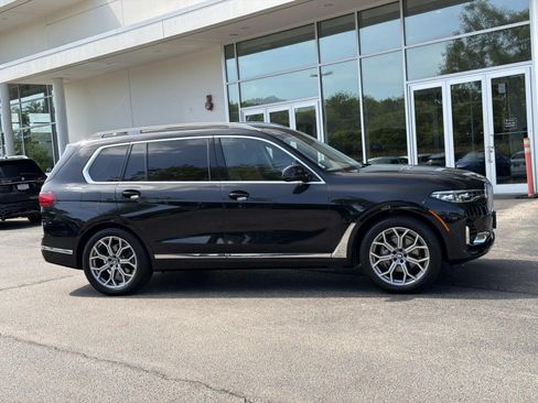 Used 2022 BMW X7 xDrive40i w/ Premium Package AWD/4WD image 4