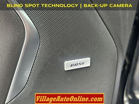 Used 2021 Chevrolet Suburban High Country w/ Premium Package AWD/4WD image 15