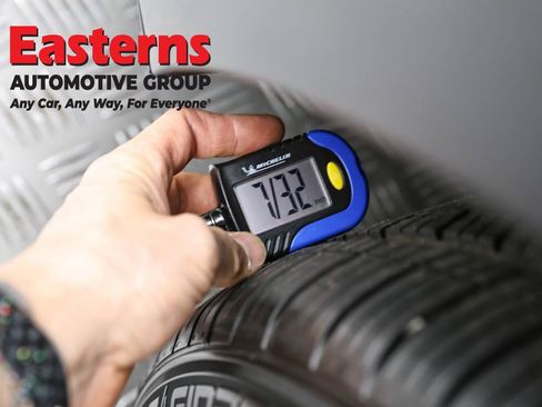 Used 2021 Tesla Model Y Long Range image 23