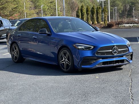 Used 2024 Mercedes-Benz C 300 4MATIC Sedan image 2