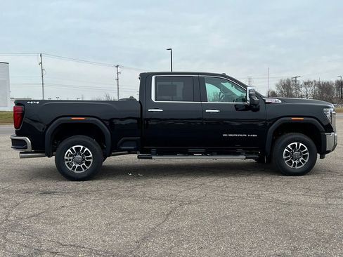 New 2026 GMC Sierra 2500 SLT w/ SLT Premium Package AWD/4WD image 56