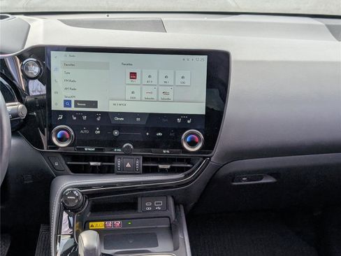 Used 2024 Lexus NX 350 350 Premium AWD w/ Vision Package image 18