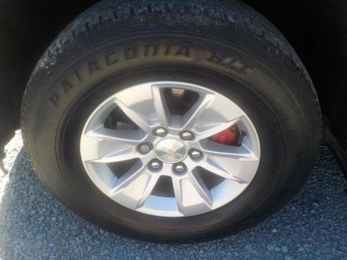 Used 2019 Chevrolet Silverado 1500 LT image 35