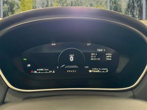 Used 2019 Lincoln Nautilus Premier AWD/4WD image 15