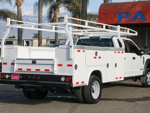 Used 2019 Ford F550 4x4 Crew Cab Super Duty image 9