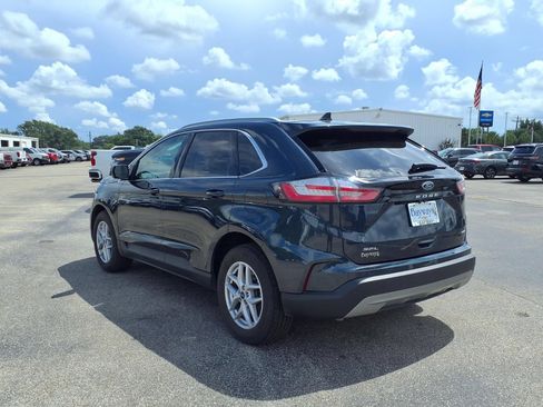 Used 2022 Ford Edge SEL w/ Convenience Package AWD/4WD image 23
