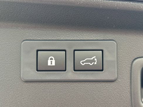 New 2026 Subaru Outback Premium w/ Premium/Limited Package 2 AWD/4WD image 13