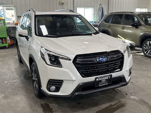 Used 2022 Subaru Forester Limited w/ Popular Package #2 image 8