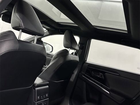 Used 2023 Toyota bZ4X Limited image 27