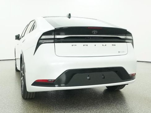 New 2027 Toyota Prius Plug-In Hybrid w/ Limited Premium Package FWD image 22