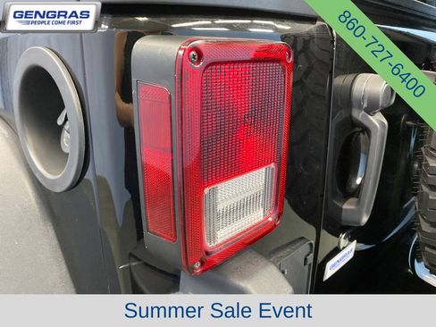 Used 2017 Jeep Wrangler Sport AWD/4WD image 25