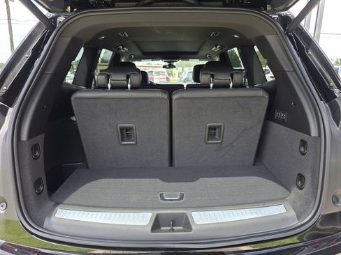 New 2025 Cadillac XT6 Premium Luxury FWD image 10