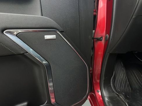 Used 2023 GMC Sierra 1500 SLT w/ SLT Convenience Package image 24