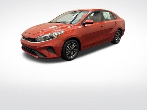Certified 2024 Kia Forte LXS FWD image 1