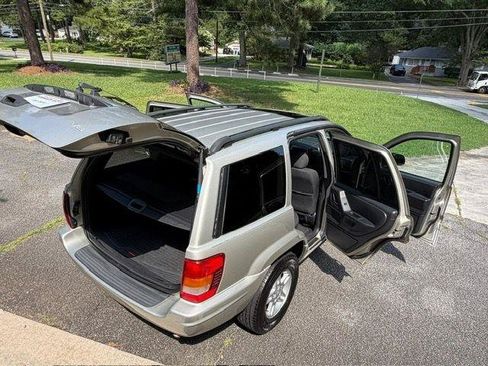 Used 2004 Jeep Grand Cherokee Laredo AWD/4WD image 24